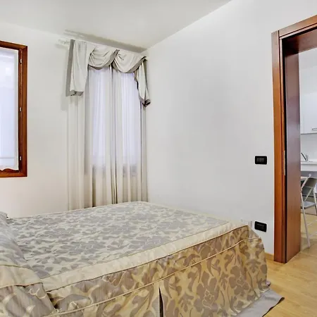 Appartement Bricola Biennale Venetië